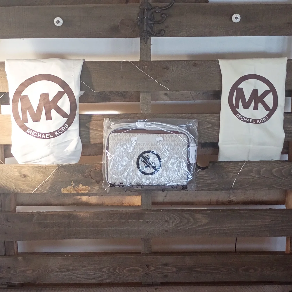 Michael Kors Beige Crossbody Bag - Picture 9 of 16